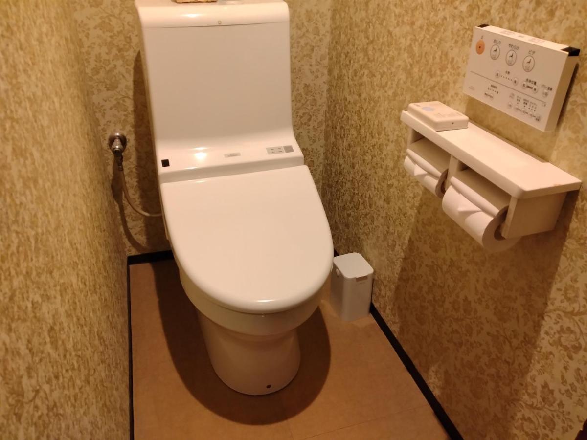ホテル ベニ ウエスト 大人専用 Osaka Ngoại thất bức ảnh